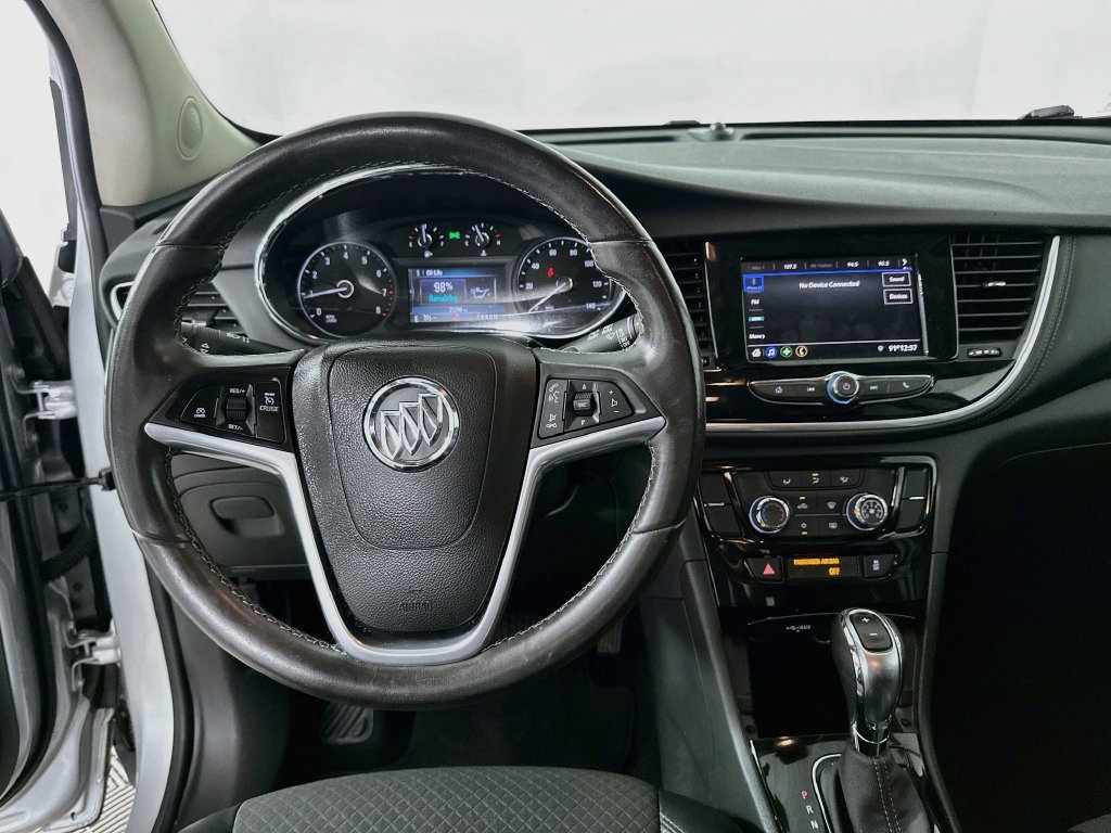 Used 2022 Buick Encore Preferred w/ Safety Package FWD image 19