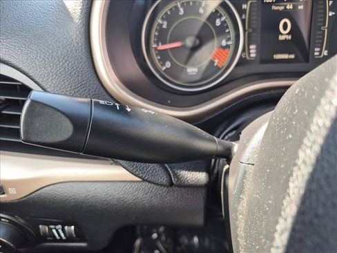 Used 2014 Jeep Cherokee Latitude FWD image 14