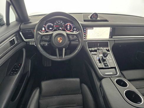 Used 2023 Porsche Panamera Platinum Edition image 18