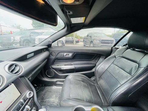 Used 2019 Ford Mustang GT Premium w/ Equipment Group 401A RWD image 22