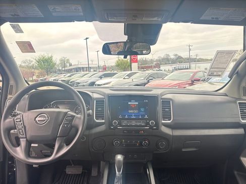Certified 2024 Nissan Frontier SV w/ Technology Package image 22