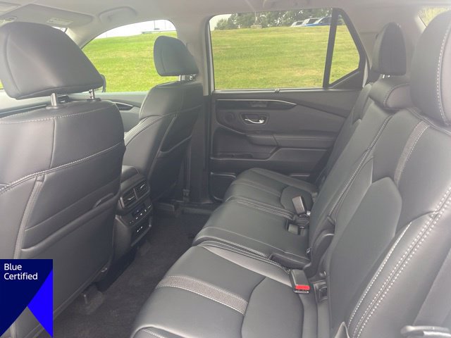 Used 2025 Honda Pilot EX-L image 9