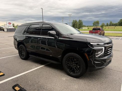 Used 2026 Chevrolet Tahoe LT AWD/4WD image 3