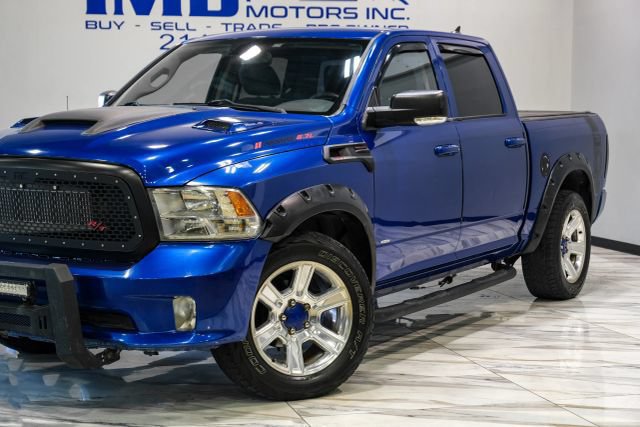 Used 2015 RAM 1500 Express AWD/4WD image 8