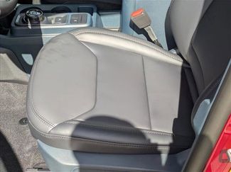 New 2026 Ford Maverick Lariat w/ Black Appearance Package AWD/4WD video 3