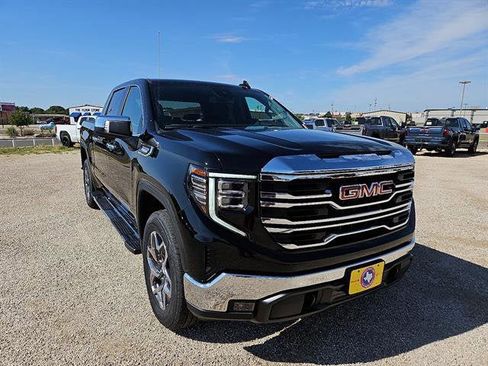 New 2026 GMC Sierra 1500 SLT image 7