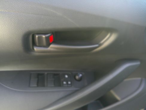 Used 2024 Toyota Corolla LE image 22