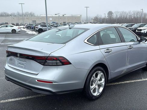 Used 2023 Honda Accord LX image 6