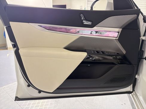 New 2026 BMW 740i xDrive AWD/4WD image 22