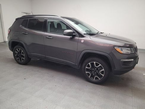 Used 2019 Jeep Compass Trailhawk image 11