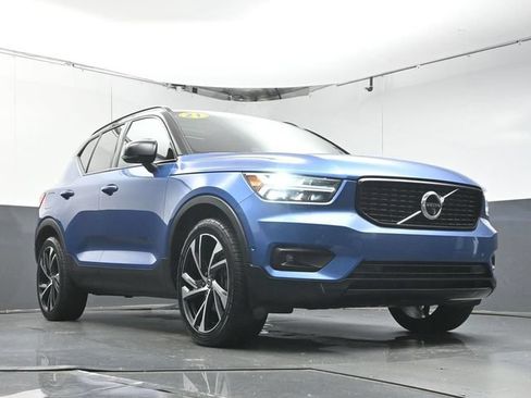 Used 2021 Volvo XC40 T4 R-Design w/ Protection Package Premier FWD image 34