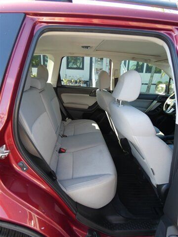 Used 2017 Subaru Forester 2.5i Premium w/ All-Weather Package AWD/4WD image 52
