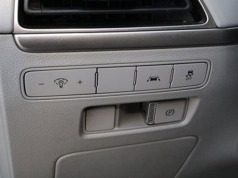 Used 2020 Hyundai Palisade SE FWD image 22