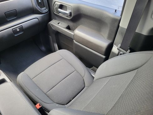 Used 2022 Chevrolet Silverado 1500 Custom image 16