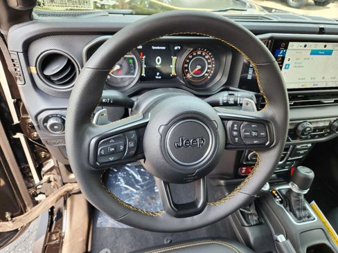 New 2024 Jeep Wrangler Unlimited Rubicon 392 image 6