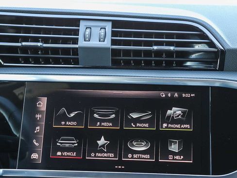 Used 2025 Audi Q3 2.0T Premium w/ Convenience Package image 19