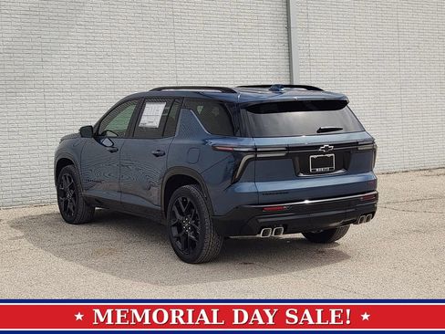 New 2026 Chevrolet Traverse RS FWD image 3