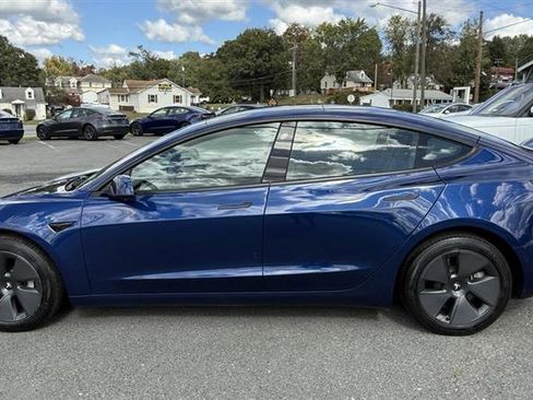 Used 2022 Tesla Model 3 Long Range image 2