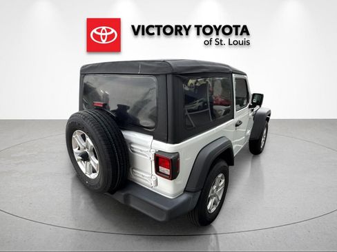 Used 2021 Jeep Wrangler Sport AWD/4WD image 3