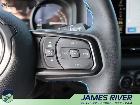 Used 2024 Jeep Wrangler Unlimited Rubicon 4xe AWD/4WD image 27