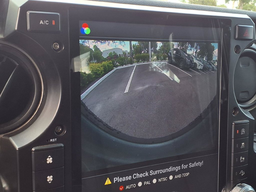 Used 2019 Jeep Wrangler Unlimited Sport S AWD/4WD image 27