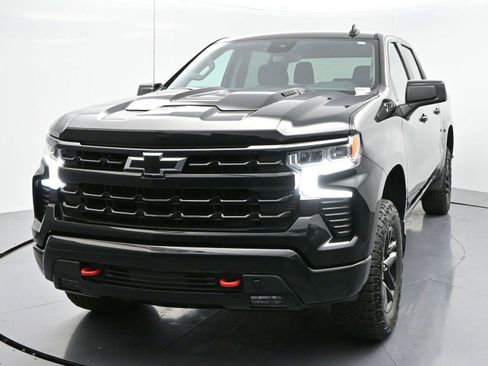 Used 2023 Chevrolet Silverado 1500 LT Trail Boss w/ Protection Package image 3
