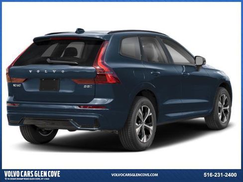 New 2026 Volvo XC60 B5 Ultra w/ Climate Package image 2