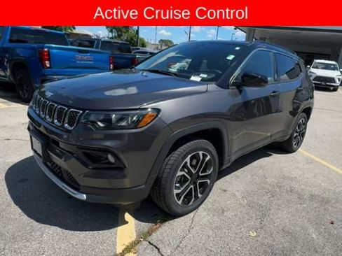 Used 2023 Jeep Compass Limited AWD/4WD image 4