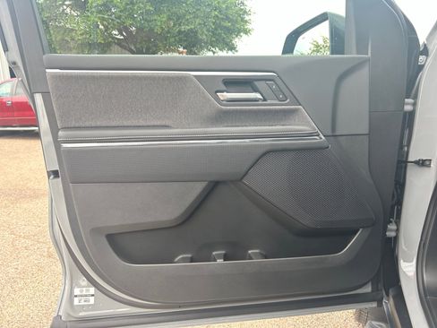 New 2026 GMC Sierra EV Elevation w/ LPO, Elevation Dark Package image 27