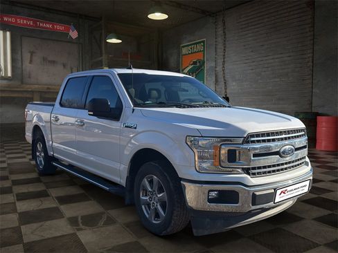 Certified 2019 Ford F150 XLT w/ Equipment Group 302A Luxury image 27