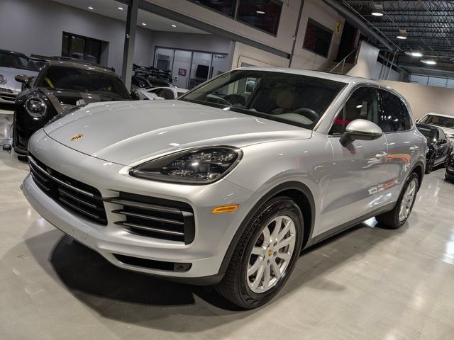 Used 2019 Porsche Cayenne S AWD/4WD image 3