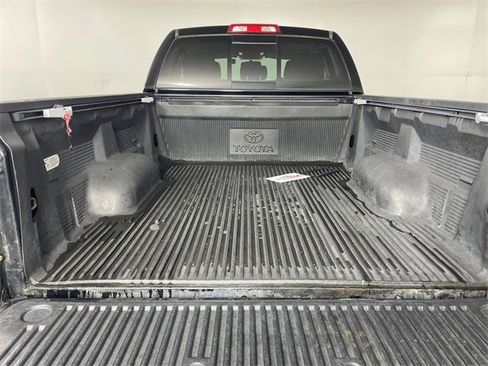 Used 2017 Toyota Tundra SR5 image 19