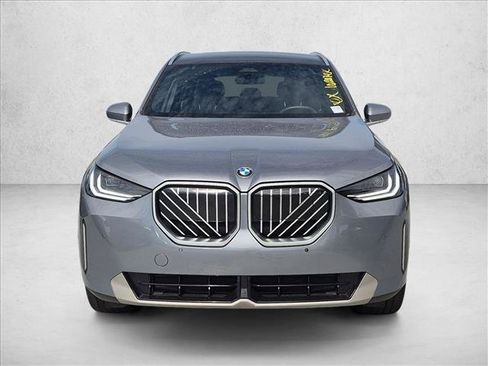 Used 2025 BMW X3 xDrive30i w/ Convenience Package AWD/4WD image 2