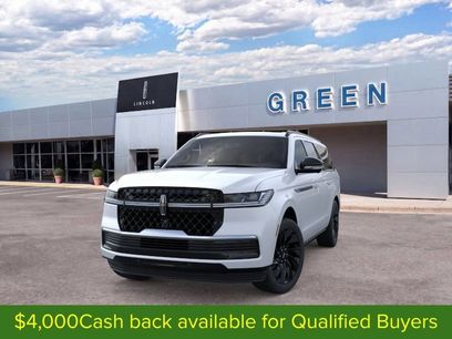 New 2026 Lincoln Navigator L Reserve w/ Jet Appearance Package