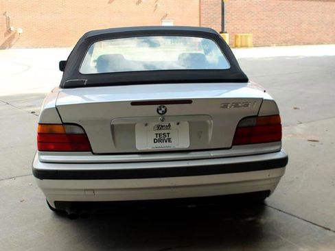Used 1999 BMW 323i Convertible image 5