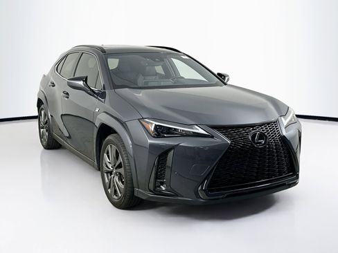 Used 2023 Lexus UX 250h F Sport image 3