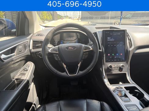Used 2022 Ford Edge Titanium AWD/4WD image 16