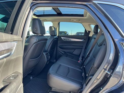 Used 2019 Cadillac XT5 Premium Luxury w/ Driver Assist Package image 12