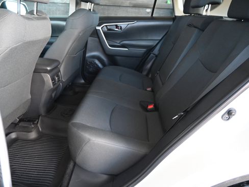 Used 2023 Toyota RAV4 LE image 32