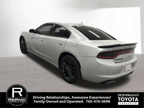 Used 2019 Dodge Charger SXT w/ Blacktop Package AWD/4WD image 4