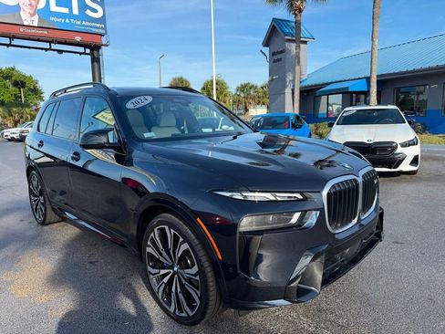 Used 2024 BMW X7 M60i w/ Executive Package AWD/4WD image 3