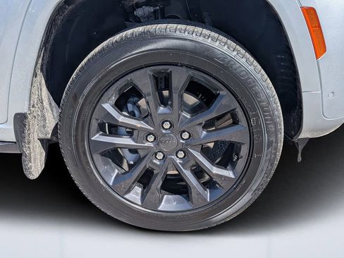 New 2026 Jeep Grand Cherokee Limited AWD/4WD image 10