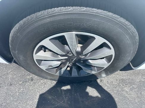 Used 2022 Chrysler Pacifica Touring-L FWD image 25