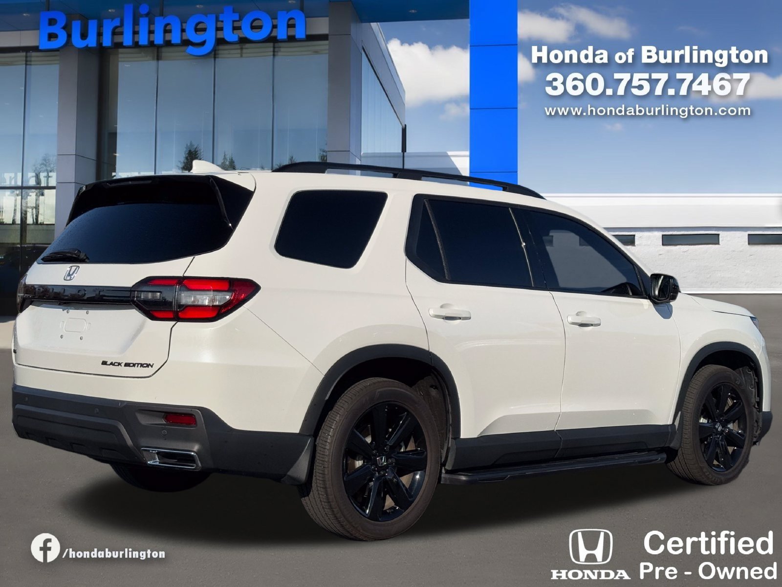 Used 2025 Honda Pilot Black Edition image 7