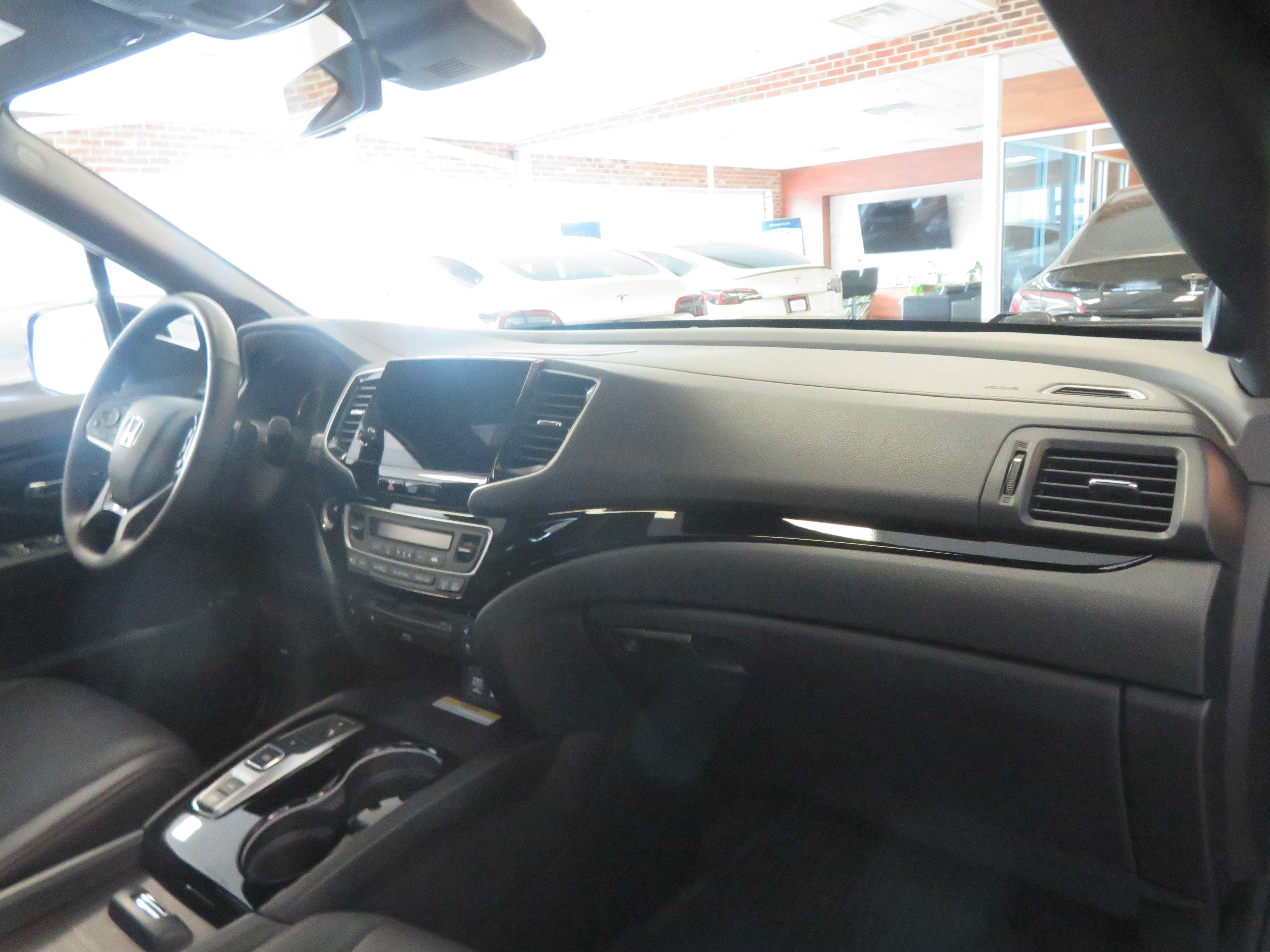 Used 2022 Honda Pilot Black Edition image 36