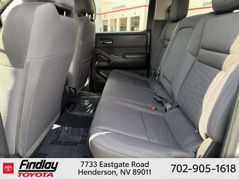 Used 2023 Nissan Frontier SV w/ Technology Package RWD image 7
