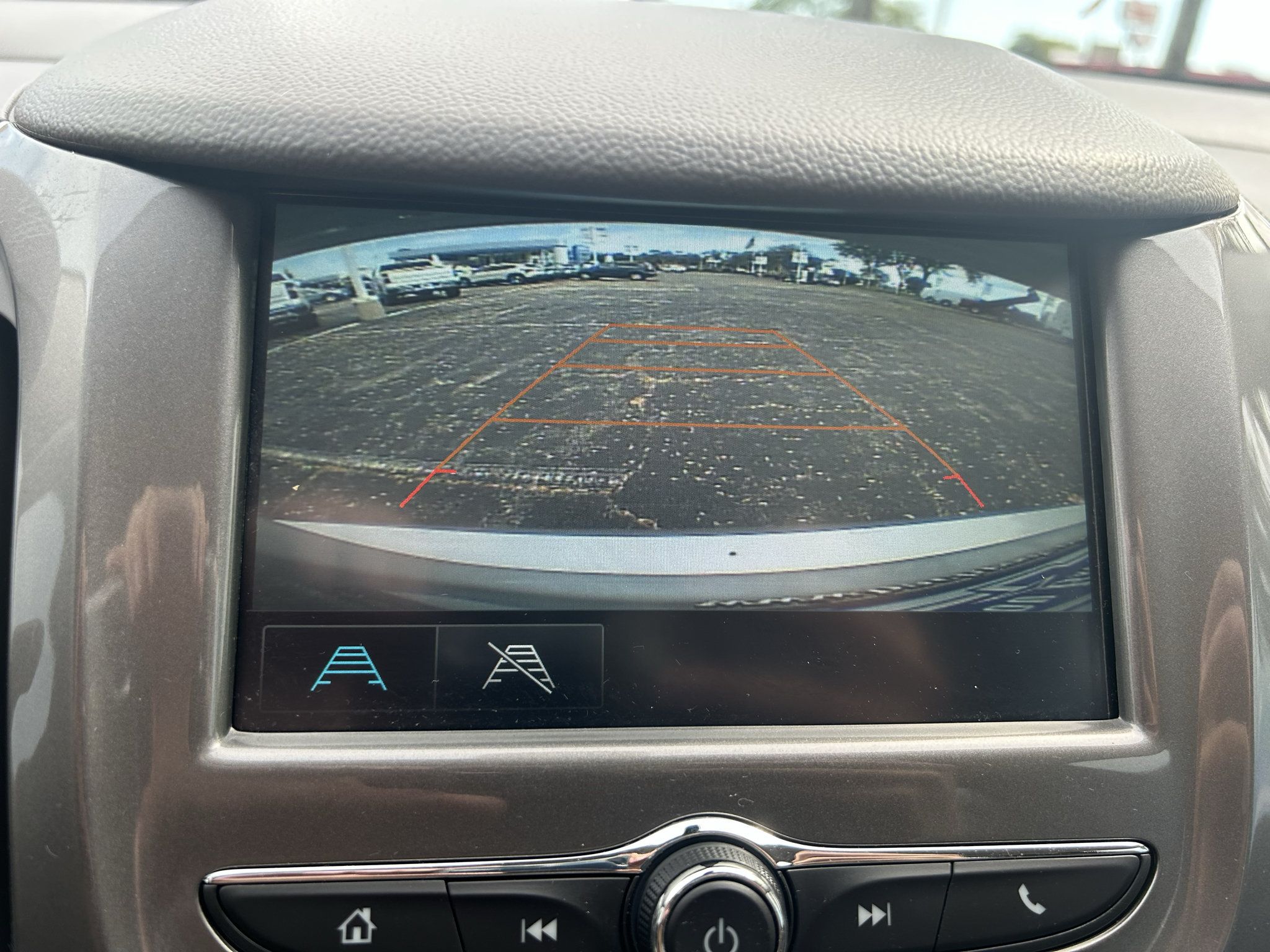 Used 2018 Chevrolet Cruze LT FWD image 8