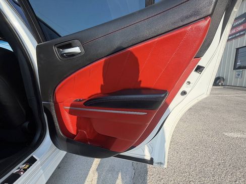 Used 2019 Dodge Charger Scat Pack w/ Plus Group RWD image 25