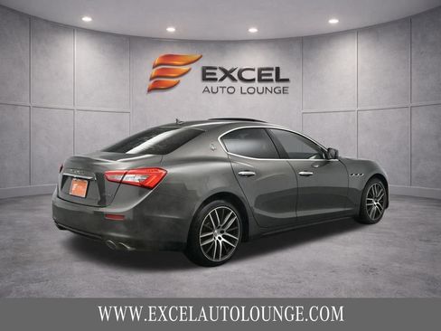 Used 2017 Maserati Ghibli image 6