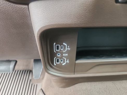 Used 2025 RAM 3500 Laramie w/ Towing Technology Group image 25